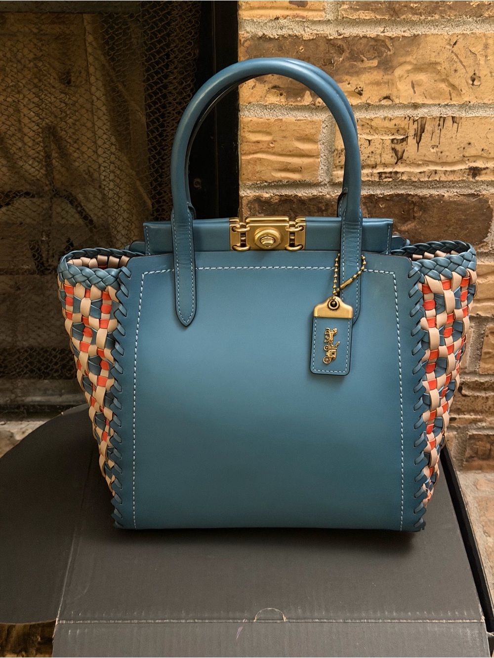 COACH 1941 Troupe Tote Weaved Leather Bag Blue Lake Multi like new - Picture 4 of 9